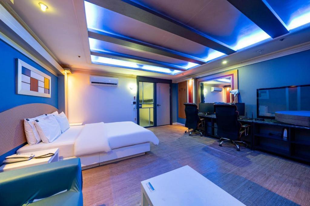 Hotel Head-One Uijeongbu Ngoại thất bức ảnh