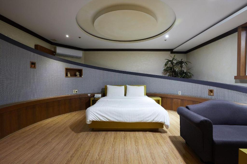 Hotel Head-One Uijeongbu Ngoại thất bức ảnh