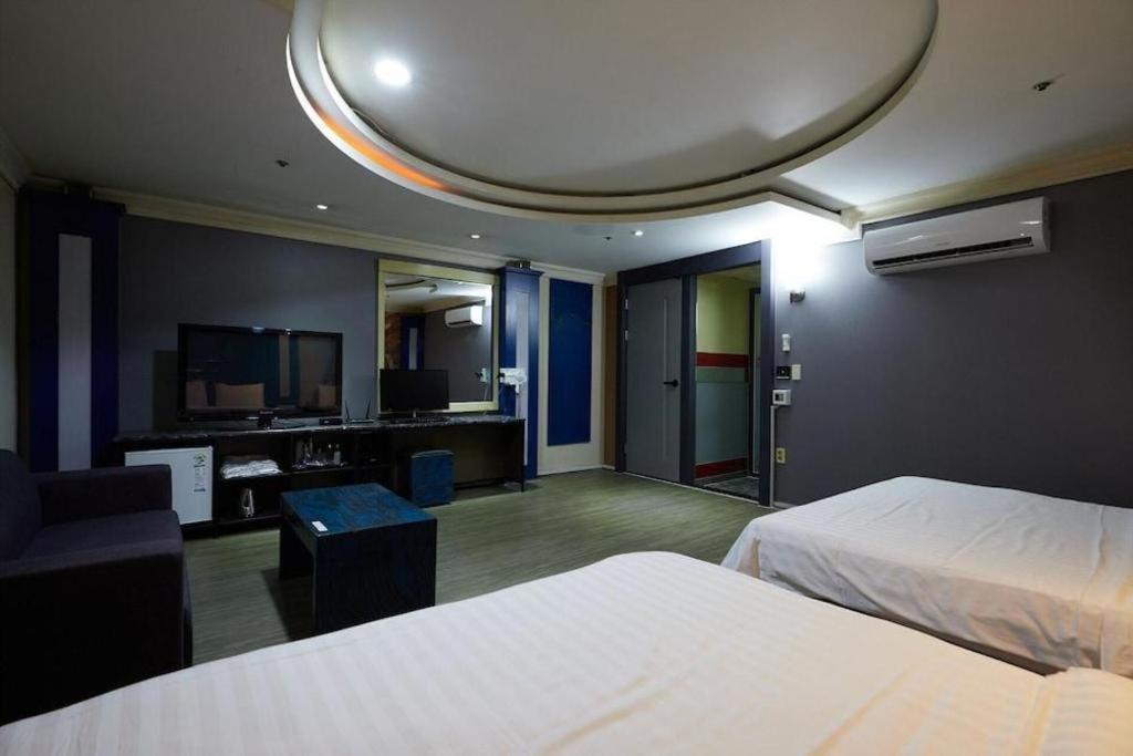 Hotel Head-One Uijeongbu Ngoại thất bức ảnh