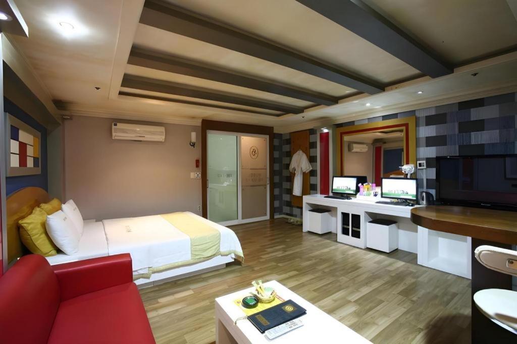 Hotel Head-One Uijeongbu Ngoại thất bức ảnh
